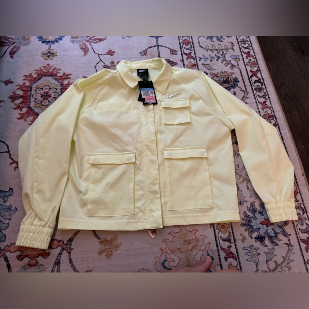 Nike lime green cargo jacket with tags size M
